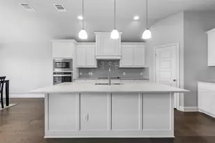 1904 Angelus St, Waco, TX 76712 - Photo 6