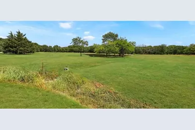 334 Golf Walk Circle, Denison, TX 75020 - Photo 6