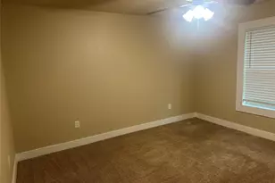 118 Owens Ln, Denton, TX 76209 - Photo 8