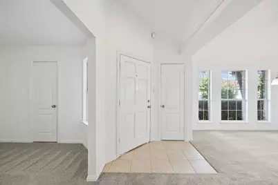 6213 Lennox Lane, Garland, TX 75043 - Photo 4