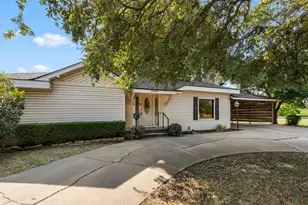 2200 Marshal St, Wichita Falls, TX 76301 - Photo 2