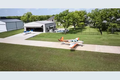 8201 Ravenswood Road, Granbury, TX 76049 - Photo 14