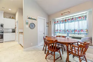 206 Hubbard St, Hillsboro, TX 76645 - Photo 6