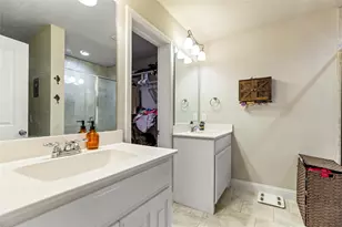 206 Hubbard St, Hillsboro, TX 76645 - Photo 12