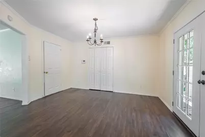 11323 Lanewood Circle, Dallas, TX 75218 - Photo 8