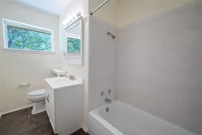 11323 Lanewood Circle, Dallas, TX 75218 - Photo 12