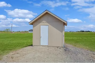 235 Alton Lane, Ennis, TX 75119 - Photo 32