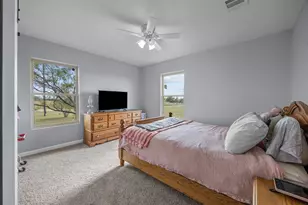 235 Alton Ln, Ennis, TX 75119 - Photo 16