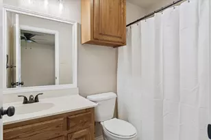 821 Gibbard Ave, Wills Point, TX 75169 - Photo 12