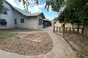 1828 Houston St, Vernon, TX 76384 - Photo 6