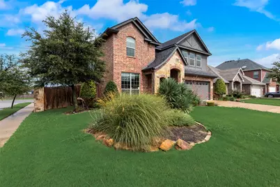 937 Lost Heather Drive, Saginaw, TX 76179 - Photo 2