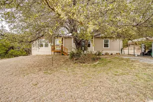 4705 Gooseberry Trail, Granbury, TX 76048 - Photo 2