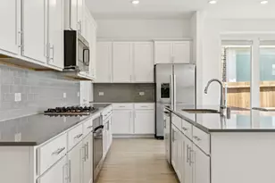 2109 Esher Dr, Little Elm, TX 75068 - Photo 12