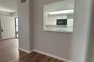 7431 Holly Hill Dr, Dallas, TX 75231 - Photo 6