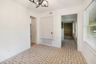 745 NW 23rd, Paris, TX 75460 - Photo 8