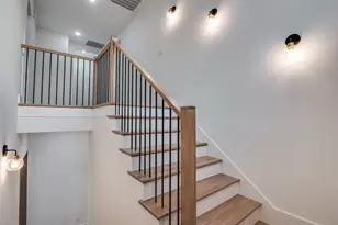 514 S Glasgow Dr, Dallas, TX 75223 - Photo 12