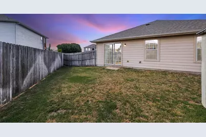 1101 Castle Top Drive, Fort Worth, TX 76052 - Photo 40