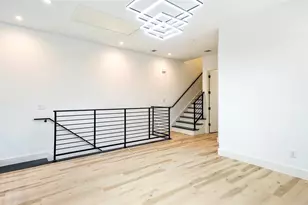 2318 Arroyo Ave, Dallas, TX 75219 - Photo 8