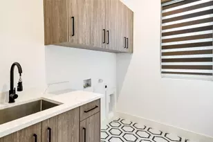 2318 Arroyo Ave, Dallas, TX 75219 - Photo 26