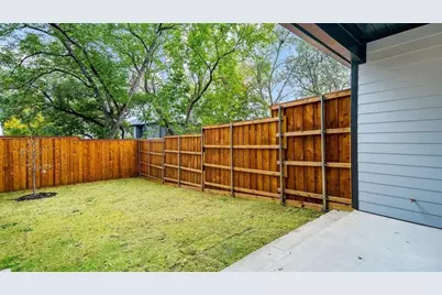 2318 Arroyo Avenue, Dallas, TX 75219 - Photo 30