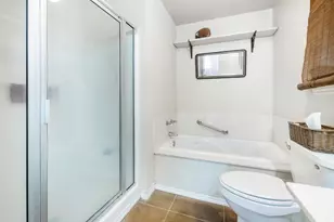 2702 Sky Harbour Dr, Granbury, TX 76049 - Photo 38