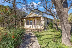 2702 Sky Harbour Dr, Granbury, TX 76049 - Photo 12