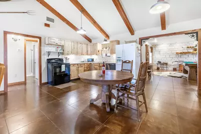 2702 Sky Harbour Drive, Granbury, TX 76049 - Photo 28