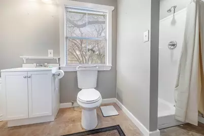 2702 Sky Harbour Drive, Granbury, TX 76049 - Photo 16