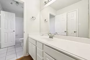 458 Richmond St, Irving, TX 75063 - Photo 32