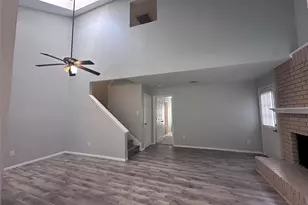 116 Main Pl, Euless, TX 76040 - Photo 1