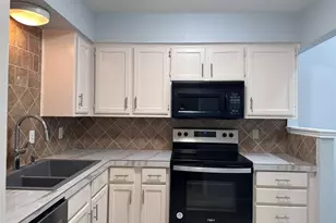 116 Main Pl, Euless, TX 76040 - Photo 16