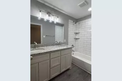 406 E Bonham Street, Tom Bean, TX 75491 - Photo 22