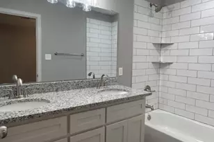 406 E Bonham St, Tom Bean, TX 75491 - Photo 22