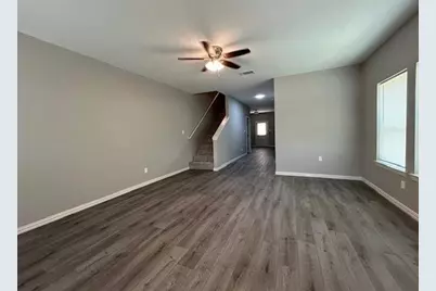 406 E Bonham Street, Tom Bean, TX 75491 - Photo 8