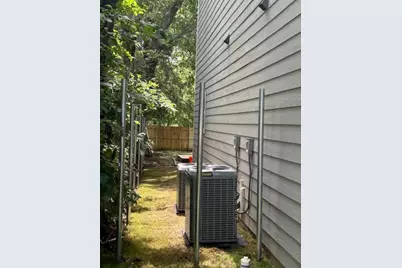 406 E Bonham Street, Tom Bean, TX 75491 - Photo 28