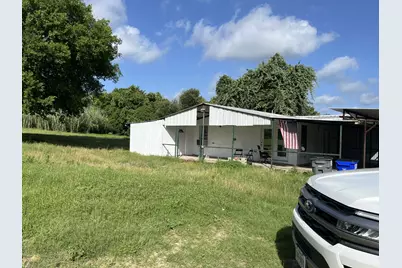 620 E Columbia Drive, Azle, TX 76020 - Photo 8