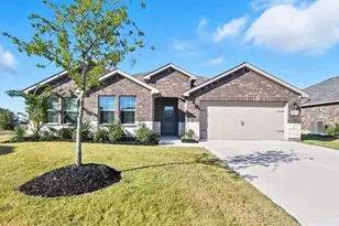 1913 Heritage Ct, Cleburne, TX 76033 - Photo 1