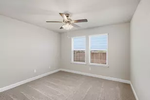 1913 Heritage Ct, Cleburne, TX 76033 - Photo 16