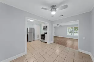 3645 N 25th St, Waco, TX 76708 - Photo 8