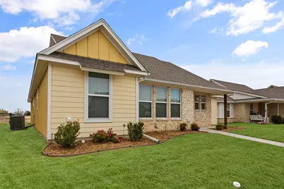 113 King Arthur Ct, Glen Rose, TX 76043 - Photo 2