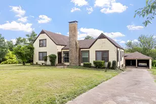 701 5th St, Honey Grove, TX 75446 - Photo 1