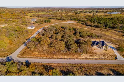 221 Jefferson Way, Weatherford, TX 76088 - Photo 2