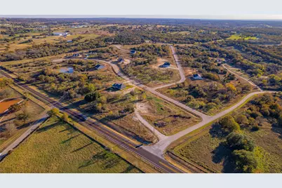 221 Jefferson Way, Weatherford, TX 76088 - Photo 4