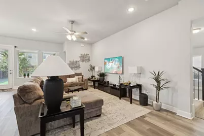 329 Foxthorne Way, Little Elm, TX 75068 - Photo 6