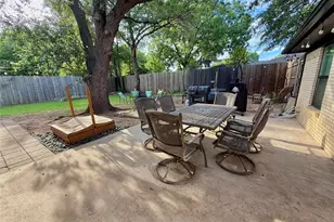 2501 Shady Grove Dr, Bedford, TX 76021 - Photo 30