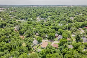 312 N Wood St, Cleburne, TX 76033 - Photo 36