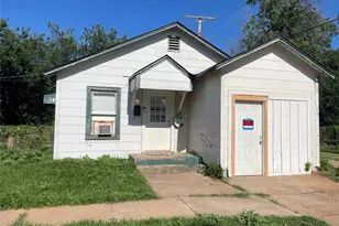 1642 Elizabeth Ave, Wichita Falls, TX 76301 - Photo 2