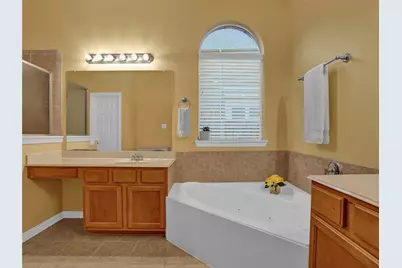 13580 Valencia Drive, Frisco, TX 75035 - Photo 20