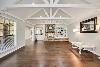 4609 Brentgate Drive, Arlington, TX 76017 - Photo 10