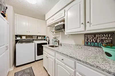 4609 Brentgate Drive, Arlington, TX 76017 - Photo 12